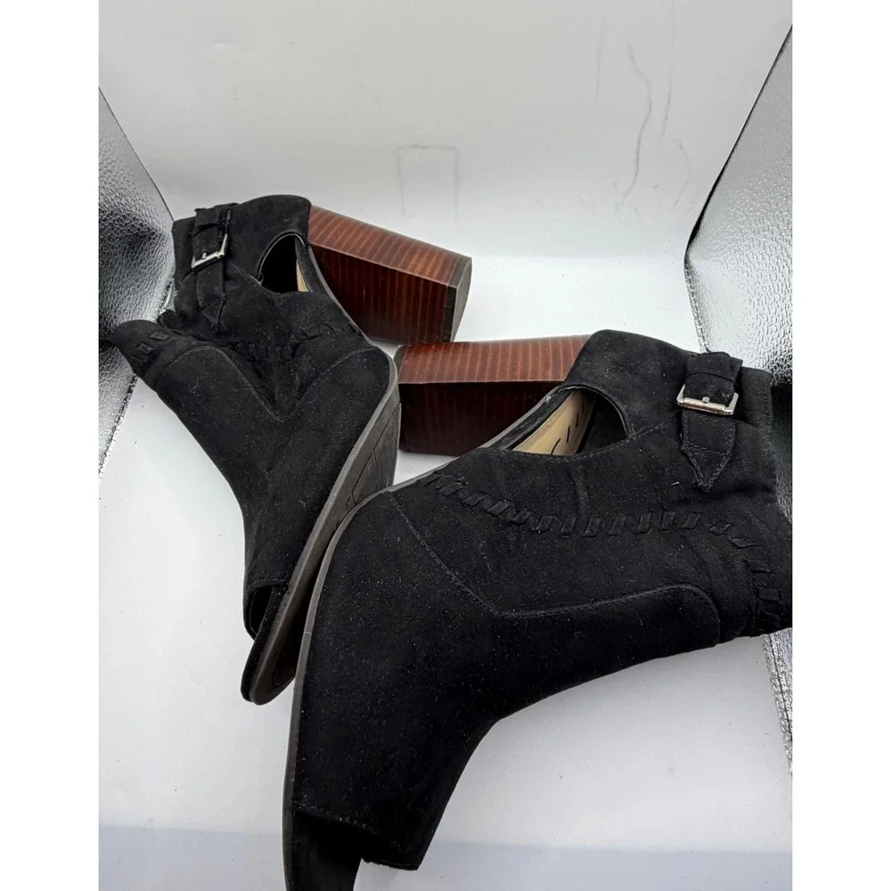 Unisa‎ Black Faux Suede Peep Toe Ankle Boots Stacked Block Heel Size 8.5M